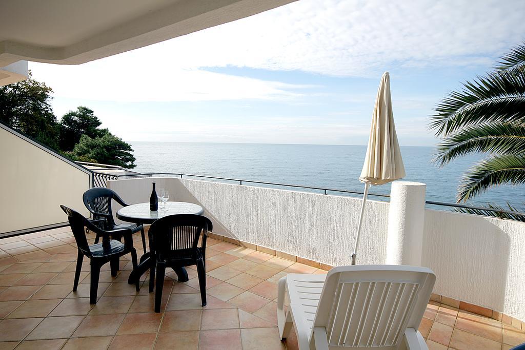 Apartments Villa Mare Mar سوتوموري المظهر الخارجي الصورة