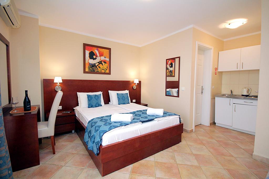 Apartments Villa Mare Mar سوتوموري المظهر الخارجي الصورة